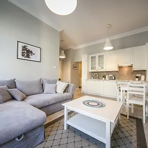 Arianska Apartment